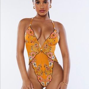 Savage x Fenty Mod Poppy Lace Teddy M